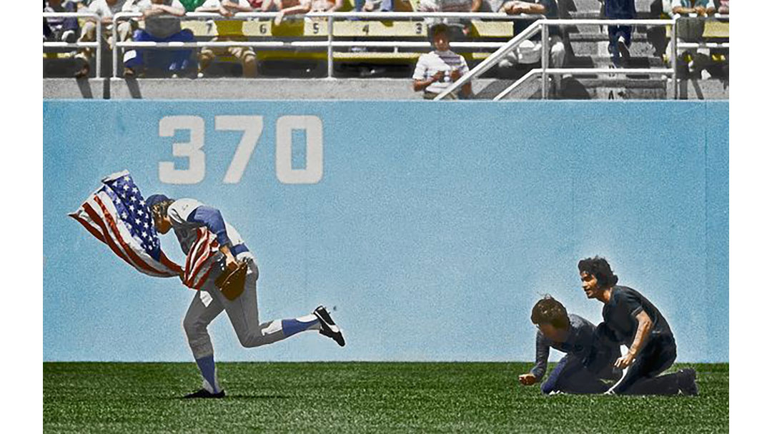 Rick Monday saves American flag from protesters in 1976