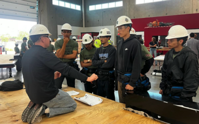 San Diego High School Construction Students Build Tiny Homes for Homeless Veterans